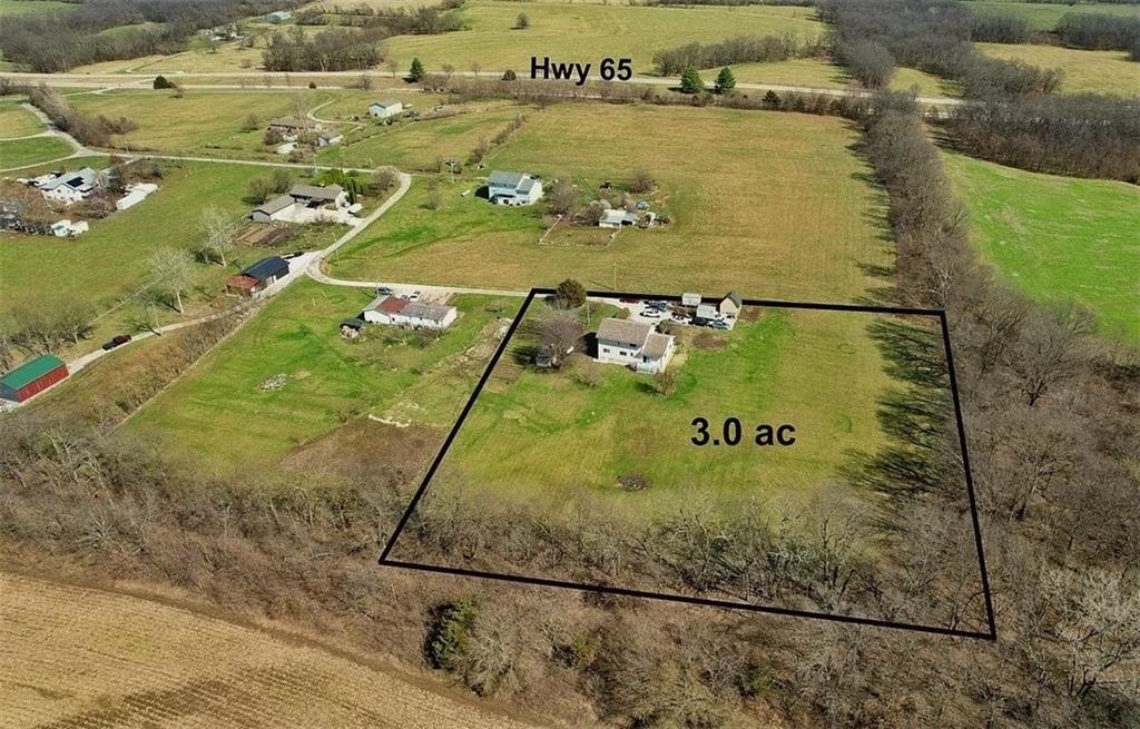 25061 Angus Dr, Houstonia, MO 65333