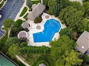 12401 Granada Rd, Leawood, KS 66209