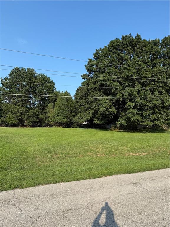 5415 NW Roanridge Rd, Kansas City, MO 64151