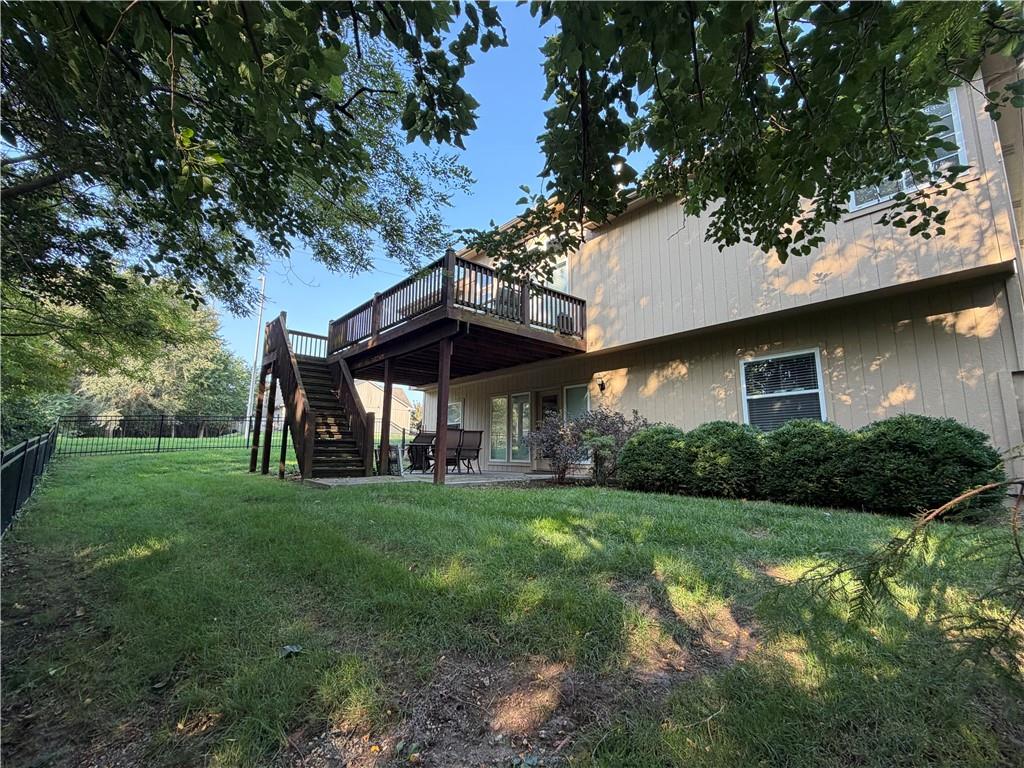 9451 N Adrian Ave, Kansas City, MO 64154
