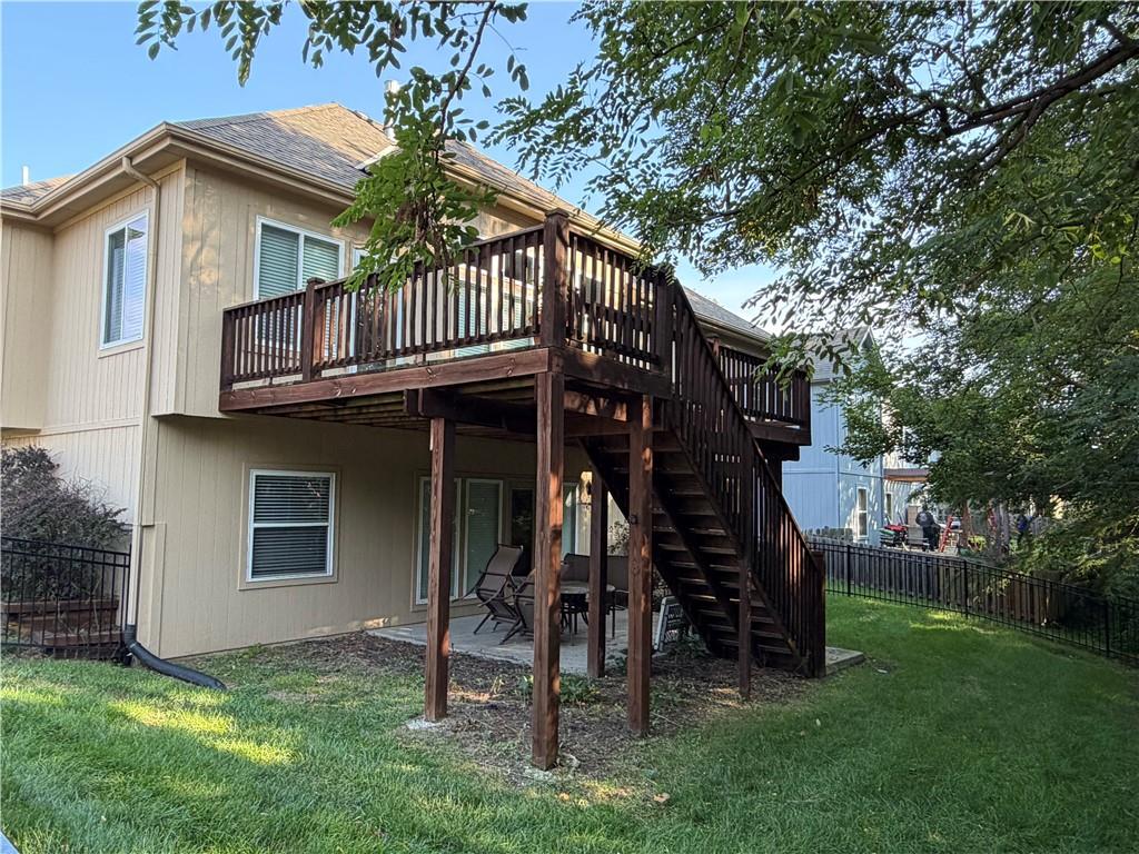 9451 N Adrian Ave, Kansas City, MO 64154