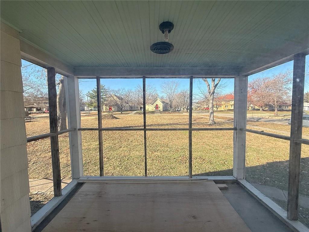 231 W 4th St, Junction City, KS 66441
