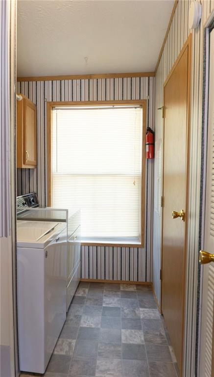133 Timber Valley Dr, Linn Valley, KS 66040