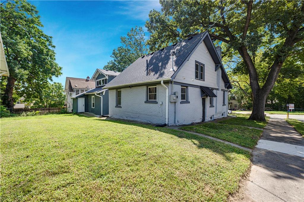 1400 E 28th St, Kansas City, MO 64109