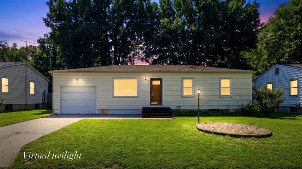 16007 E 17th St S, Independence, MO 64050