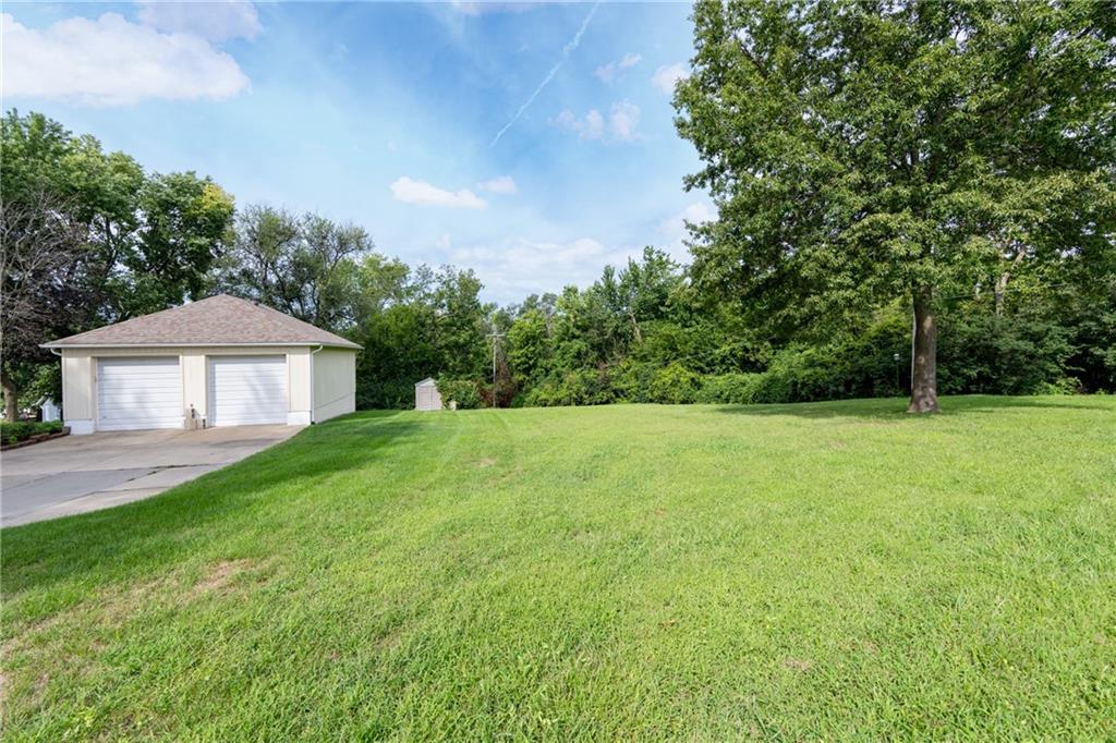 1207 Saint Paul Ave, Excelsior Springs, MO 64024