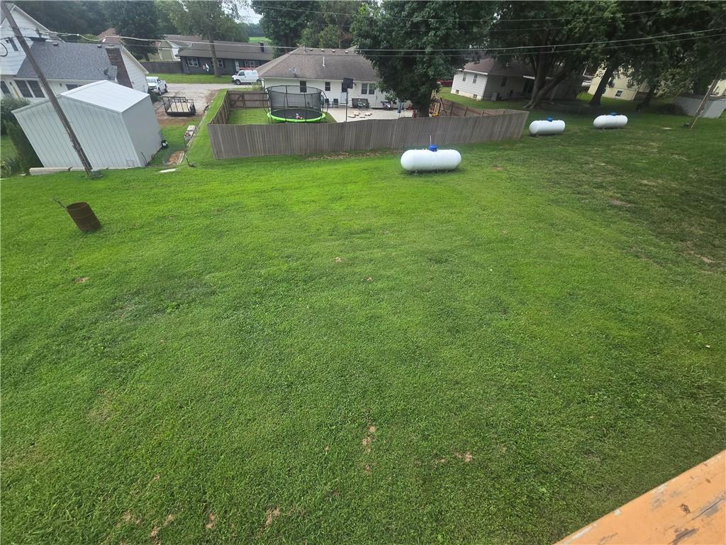 809 Tanyard Dr, Wellington, MO 64097