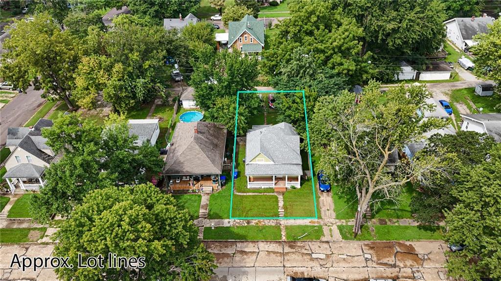 1318 S Carr Ave, Sedalia, MO 65301