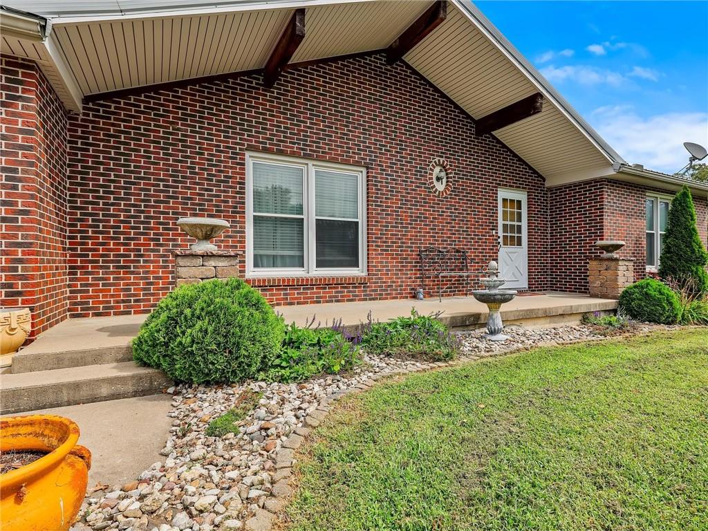 612 Crispin St, Richmond, MO 64085