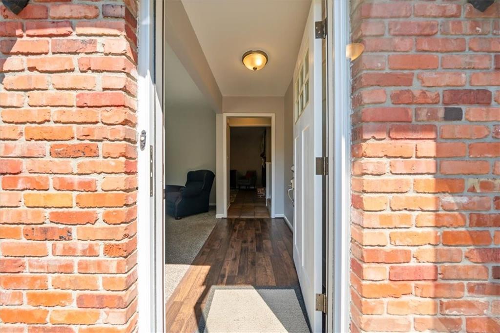 4206 E 105th Ter, Kansas City, MO 64137
