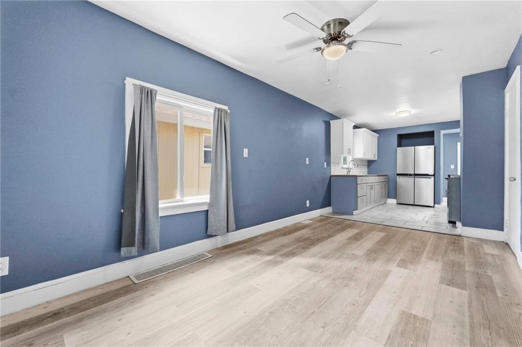 5240 South Benton Ave, Kansas City, MO 64130