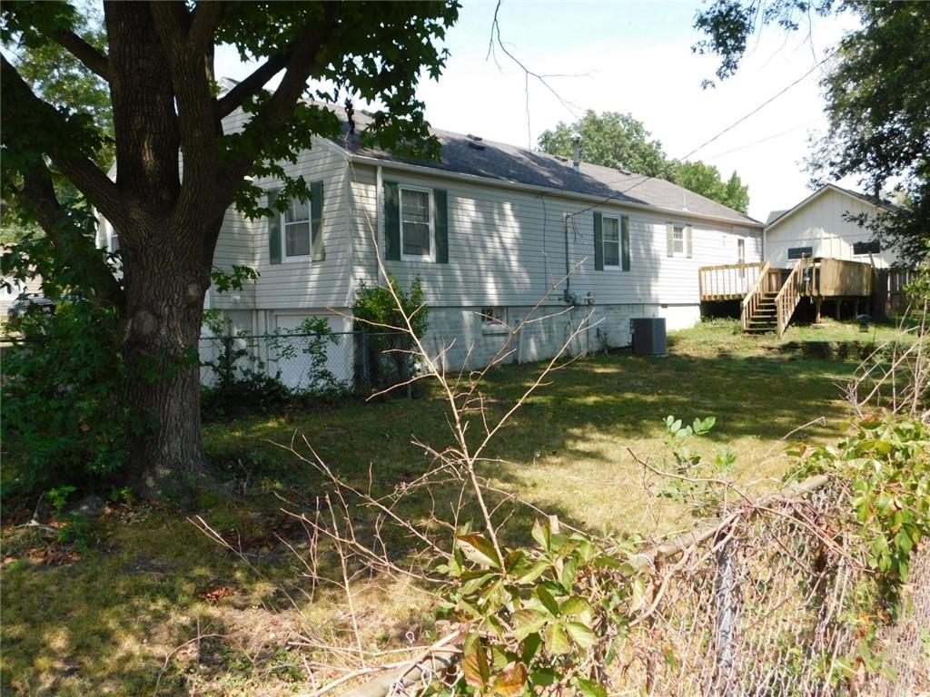 613 W Jefferson St, Pittsburg, KS 66762