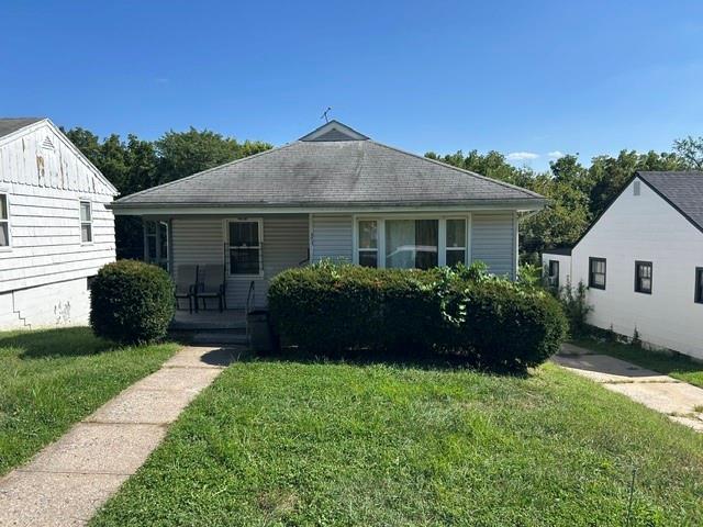 3621 E 46th Ter, Kansas City, MO 64130