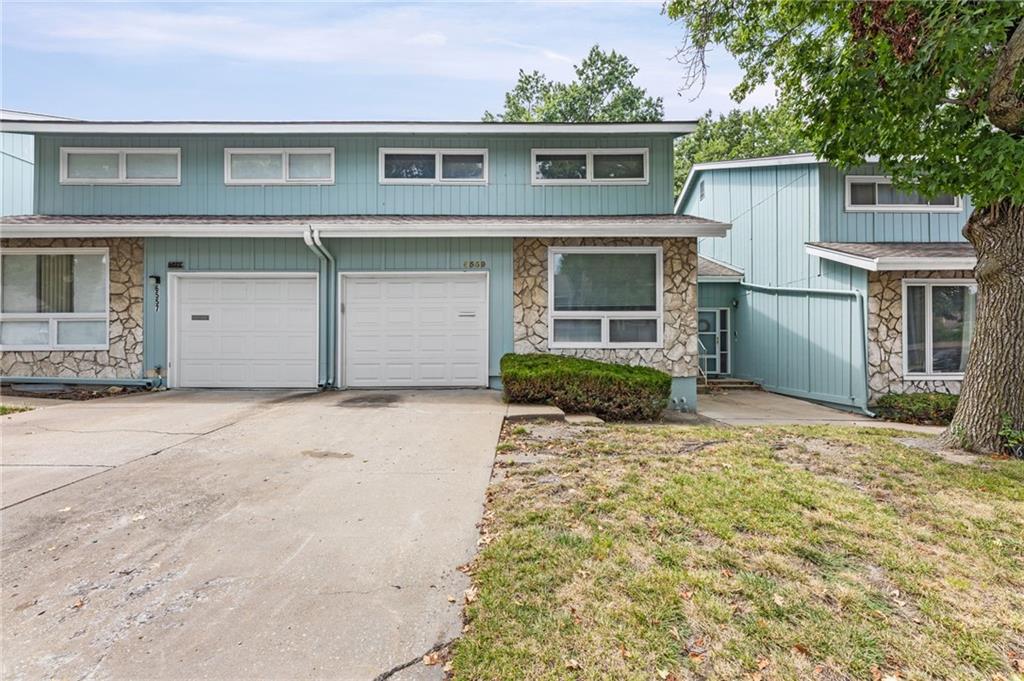 6559 W 49th St, Mission, KS 66202