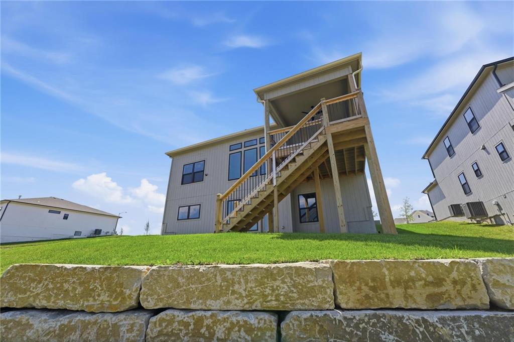 10419 N Liberty St, Kansas City, MO 64155