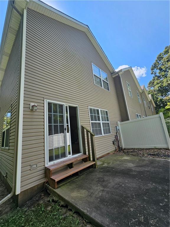 8822 Timber Creek Ln, Pleasant Valley, MO 64068