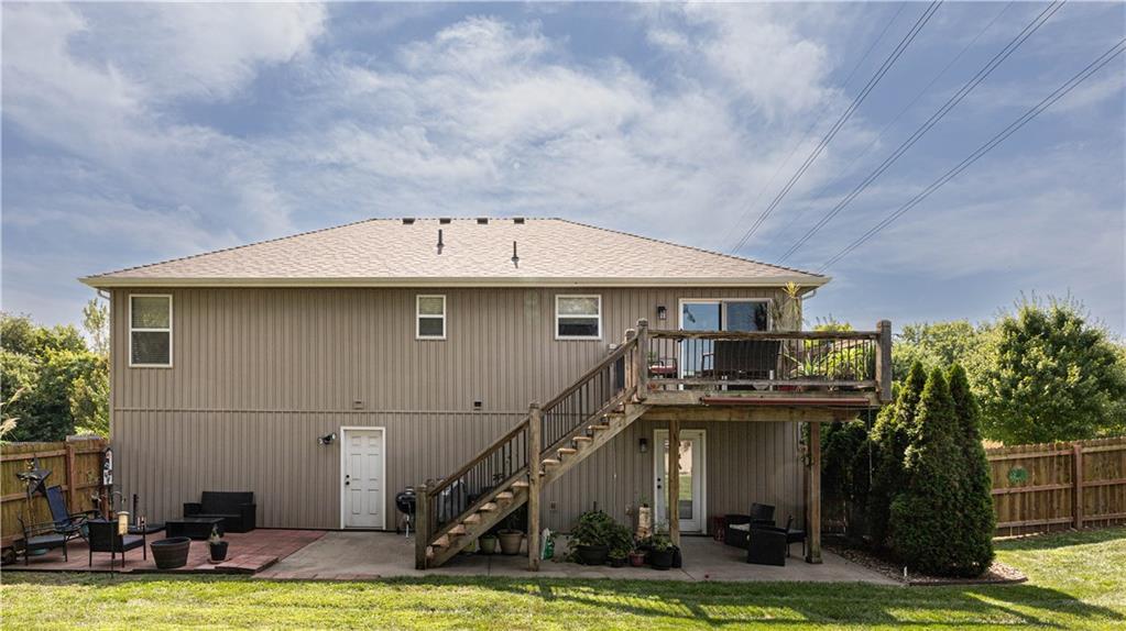 1508 NW Pond Ave, Grain Valley, MO 64029