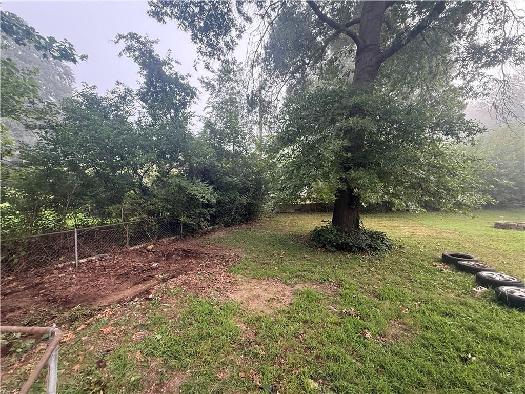 7020 Verde Dr, Kansas City, KS 66109