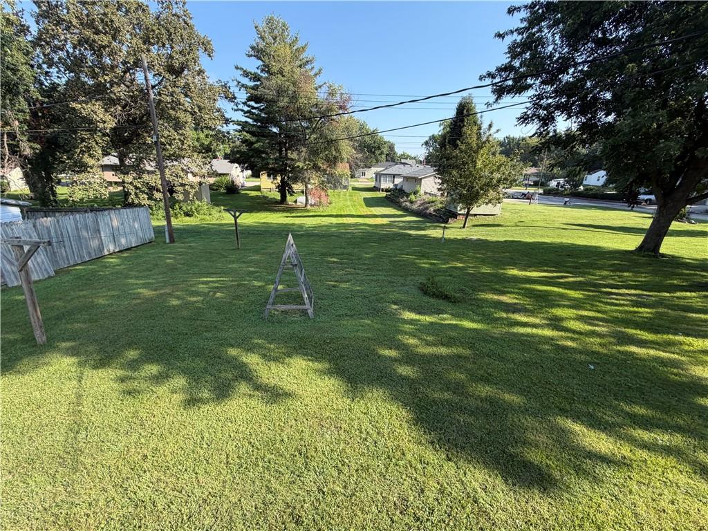 1703 Rosewood Ln, Chillicothe, MO 64601