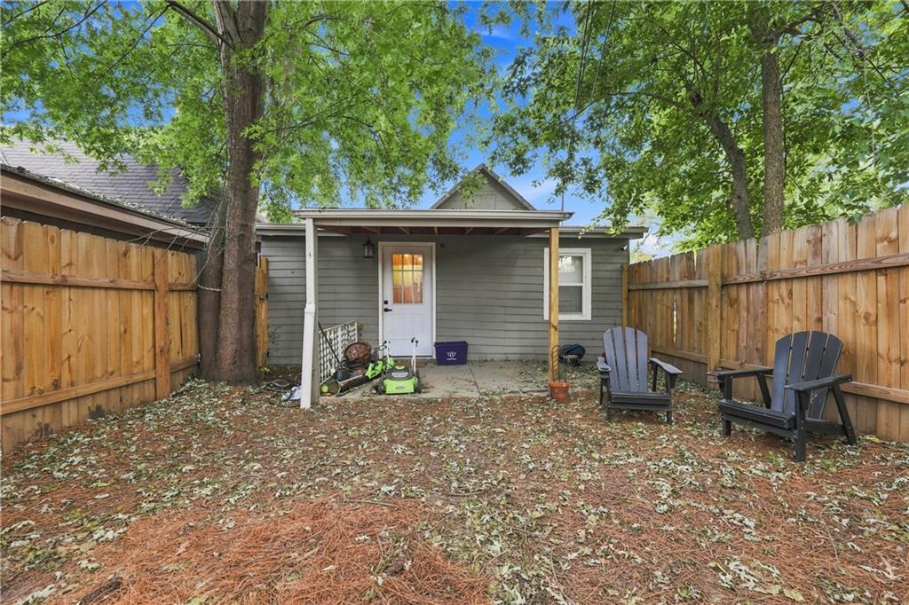 4826 E 6th St, Kansas City, MO 64124