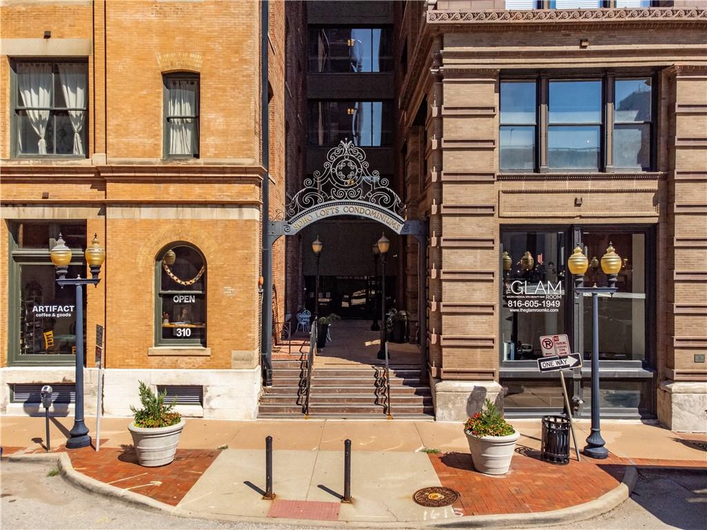 308 W 8th St #507, Kansas City, MO 64105