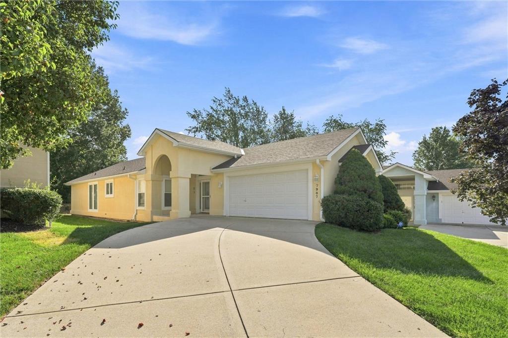 7907 N Cherry St, Kansas City, MO 64118