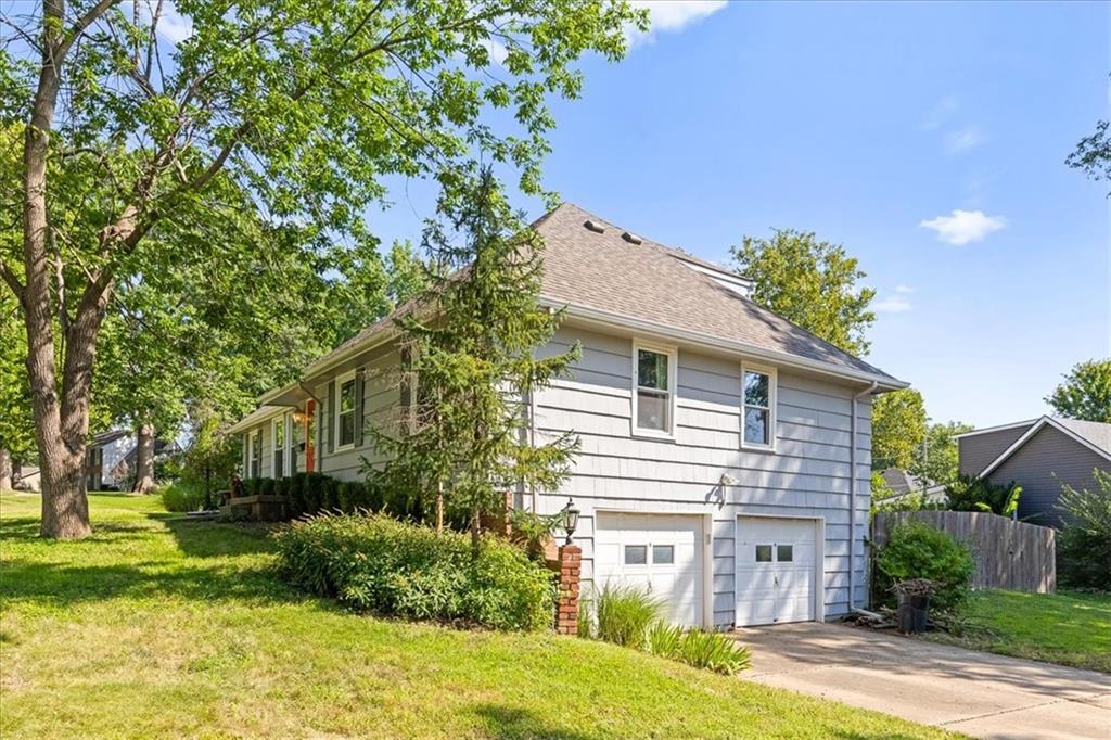 10543 Monroe Ave, Kansas City, MO 64137