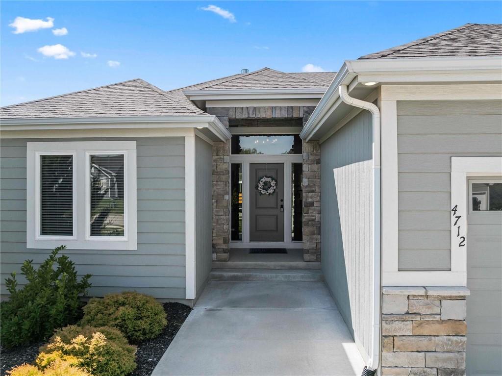 4712 Redwood St, Leavenworth, KS 66048