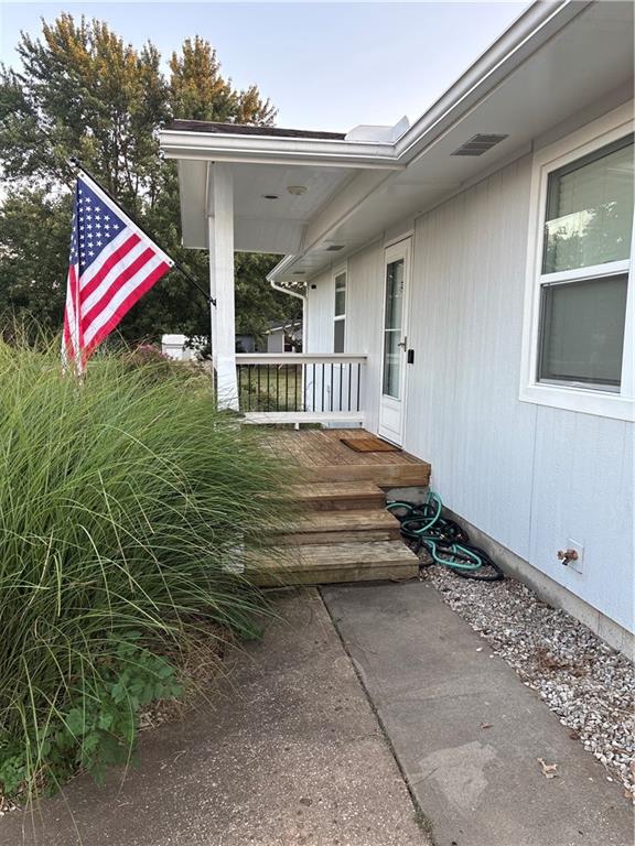 311 N Grant St, Garnett, KS 66032