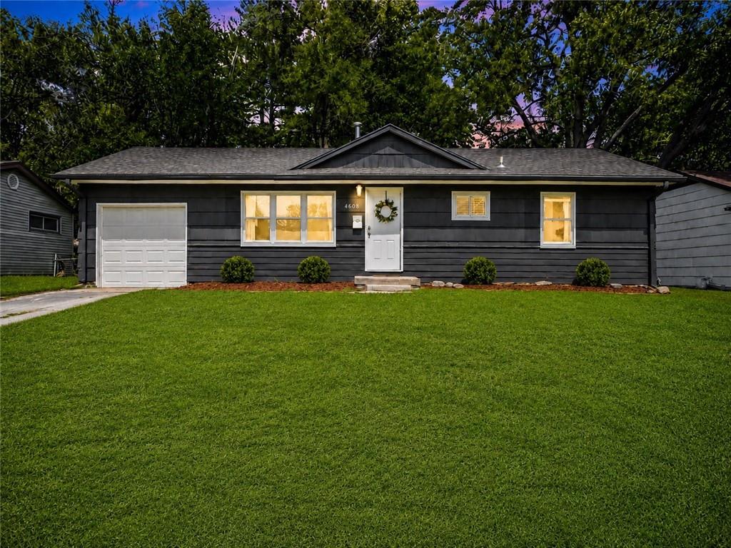 4608 E 113th Ter, Kansas City, MO 64137
