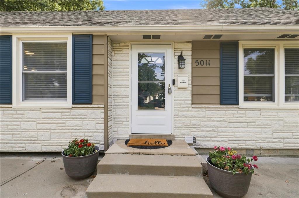 5011 Briar St, Roeland Park, KS 66205