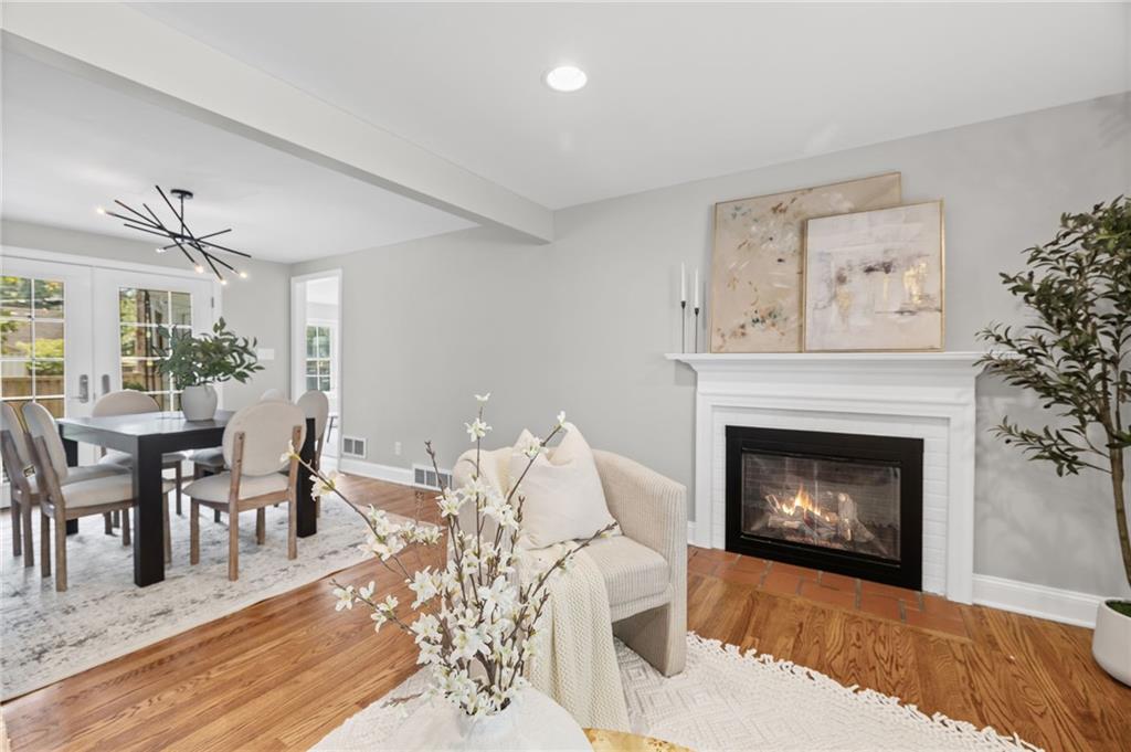 1241 Arno Rd, Kansas City, MO 64113