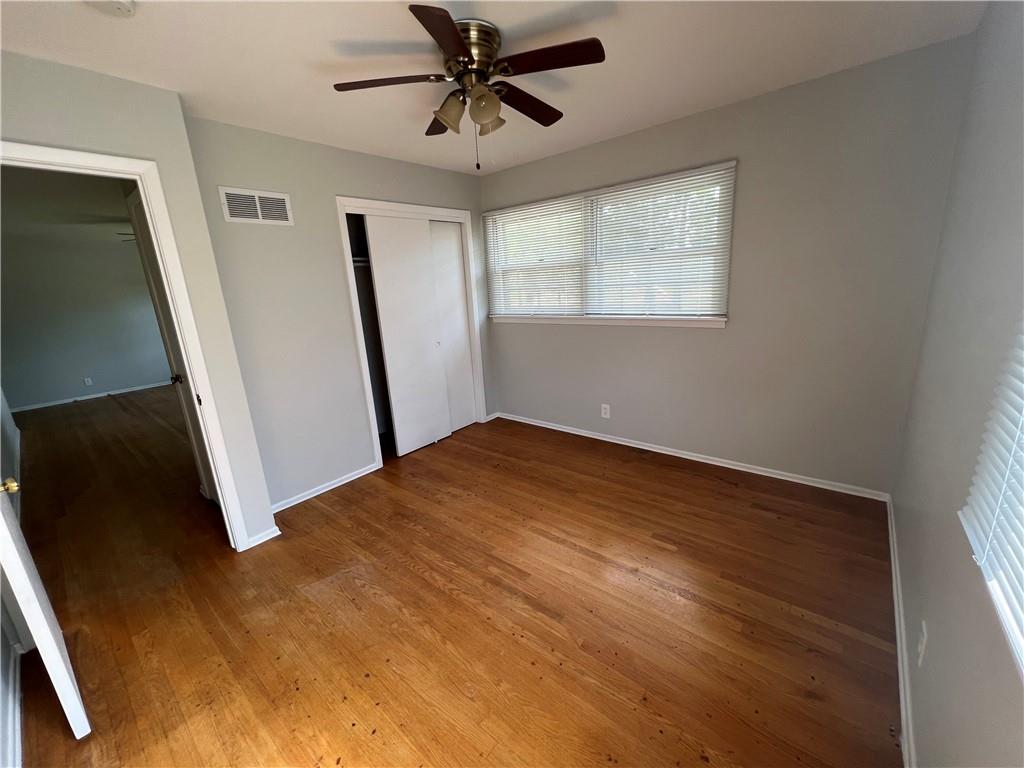 1204 E 81st St, Kansas City, MO 64131