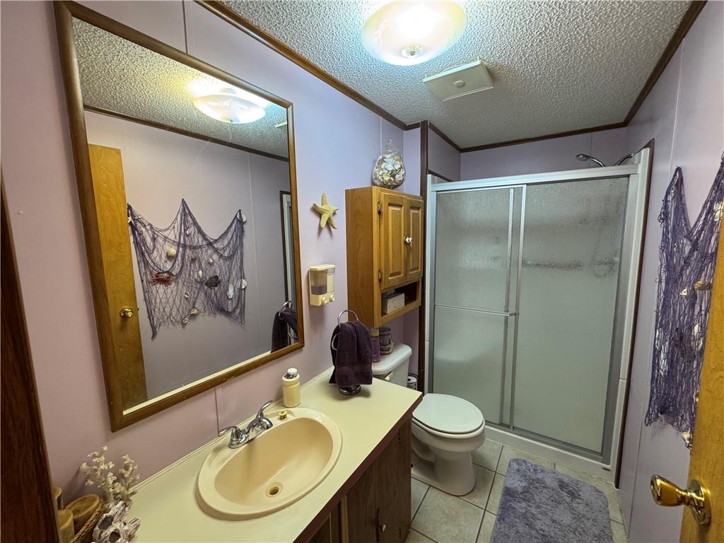 114 Trout Ct, Gallatin, MO 64640