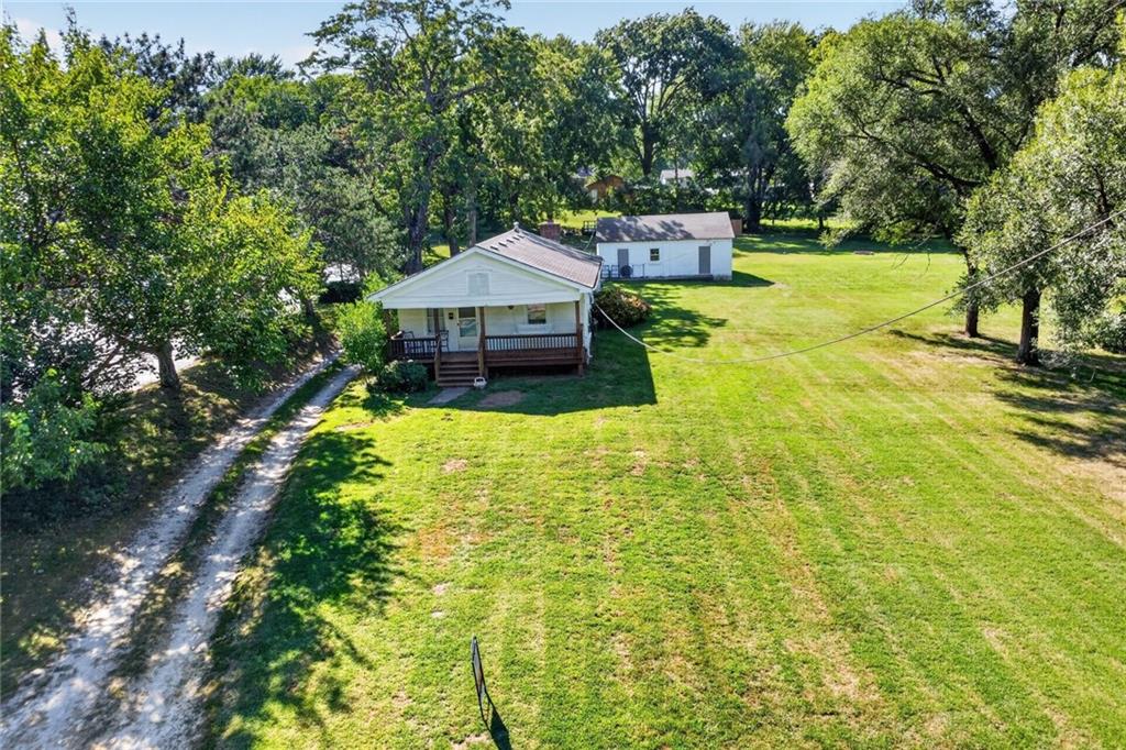 5310 Quivira Rd, Shawnee, KS 66216