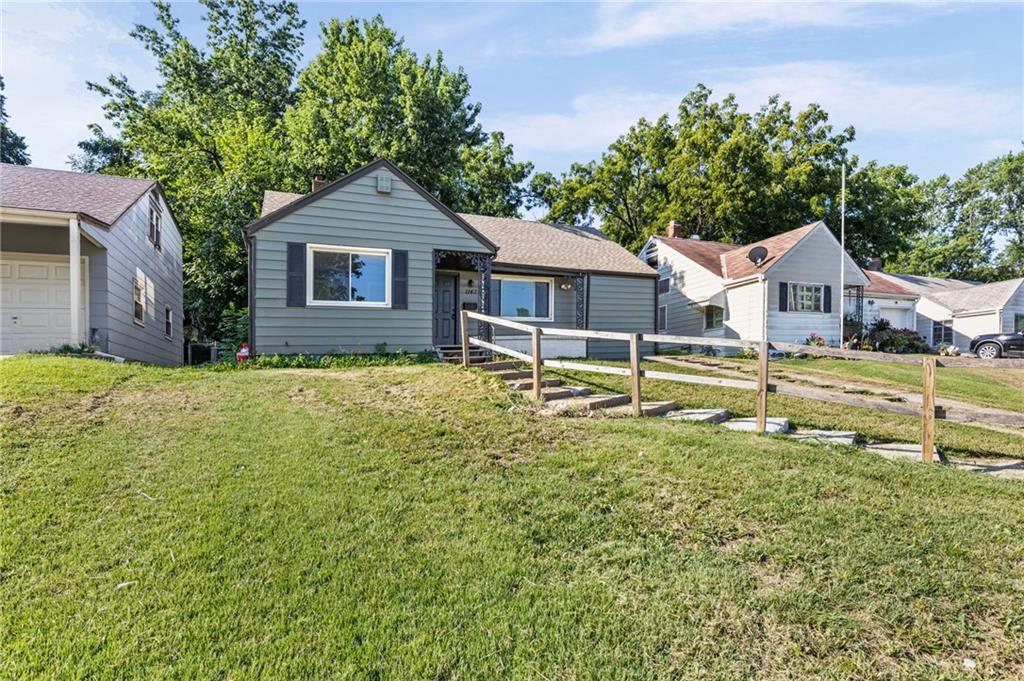 1143 E 65th St, Kansas City, MO 64131