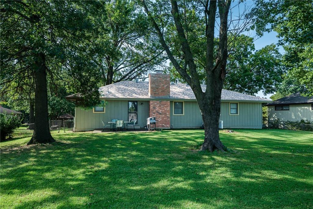 8716 Haskell Ave, Kansas City, KS 66109