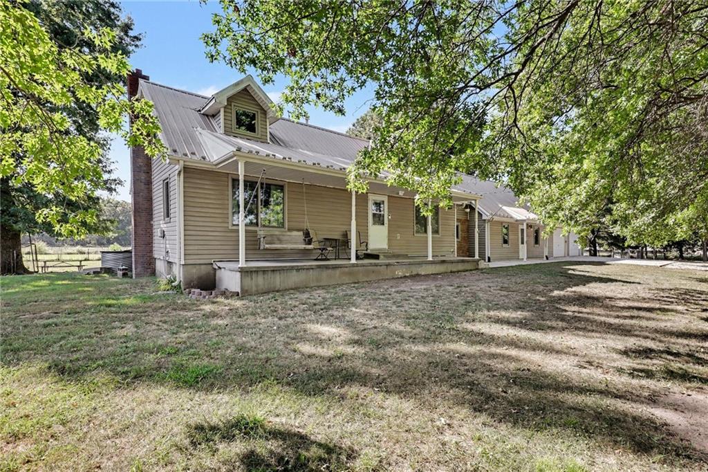 16614 S Hadsell Rd, Pleasant Hill, MO 64080