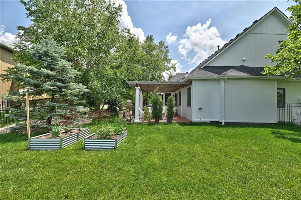 6600 NW 103rd St, Kansas City, MO 64154