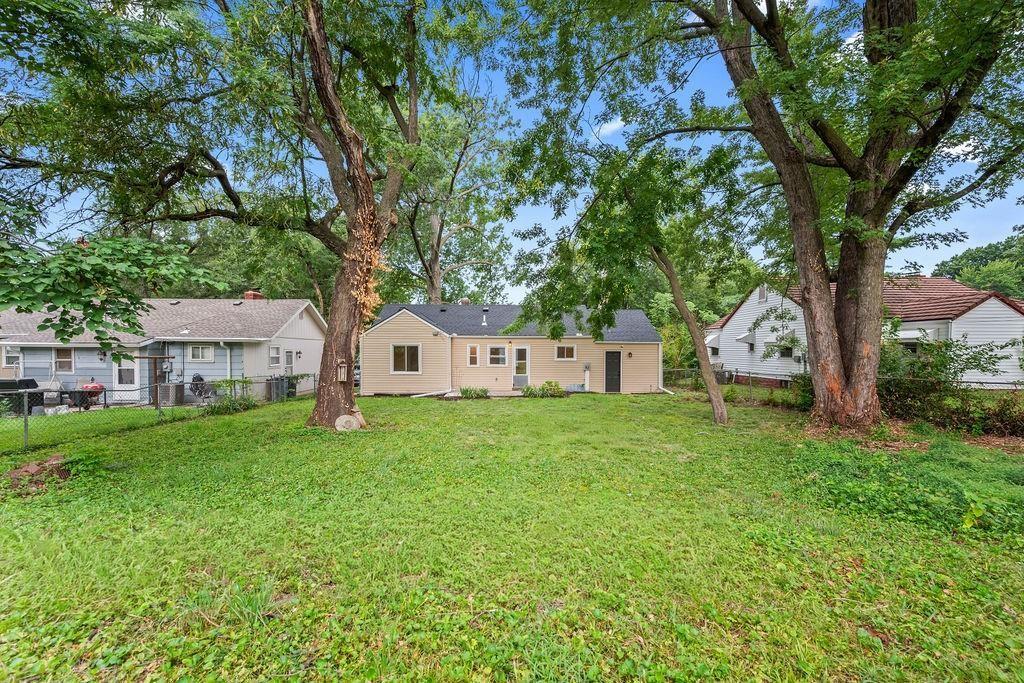3331 S Arlington Ave, Independence, MO 64052