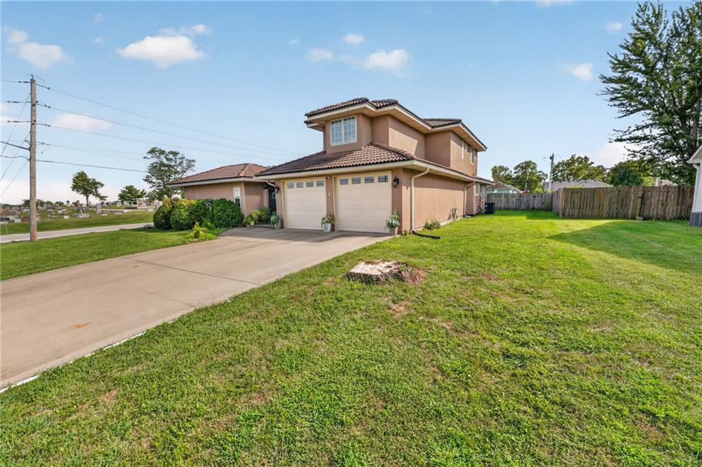 420 Crown Hill Rd, Excelsior Springs, MO 64024