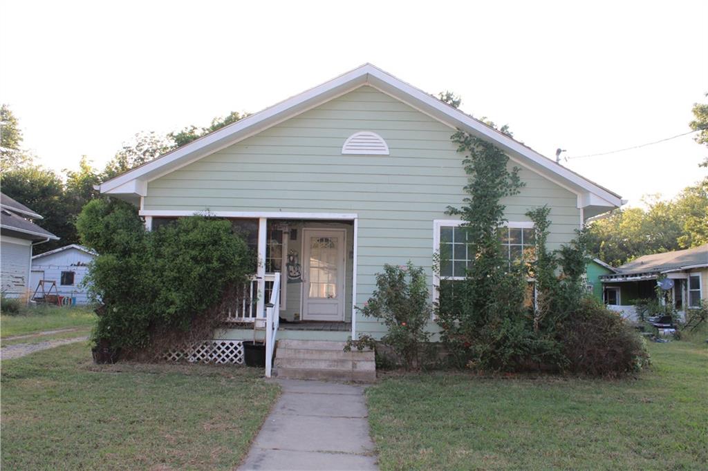 415 N Ozark St, Girard, KS 66743