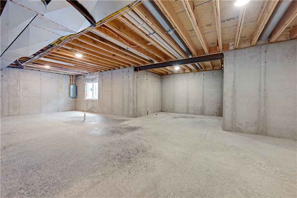 18330 W 195 St, Spring Hill, KS 66083