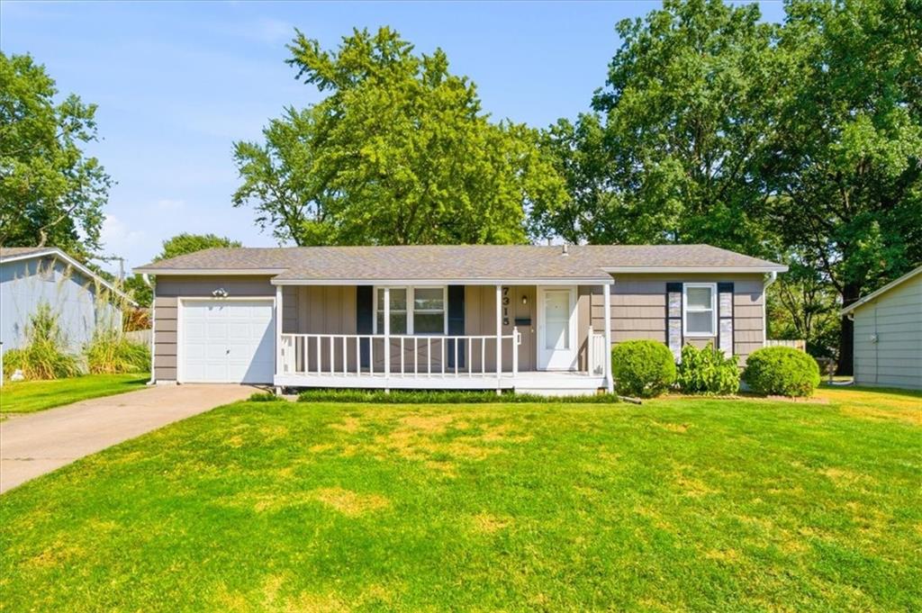 7315 Appleton Ave, Raytown, MO 64133
