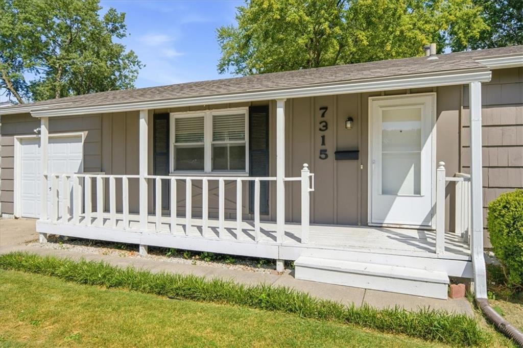 7315 Appleton Ave, Raytown, MO 64133