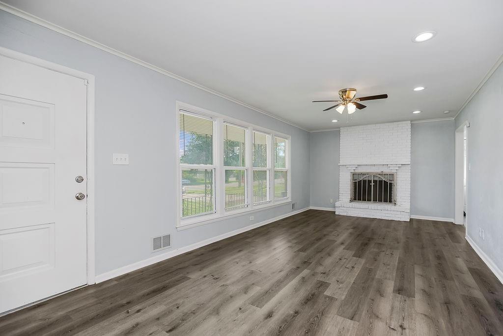 6211 E 99th St, Kansas City, MO 64134