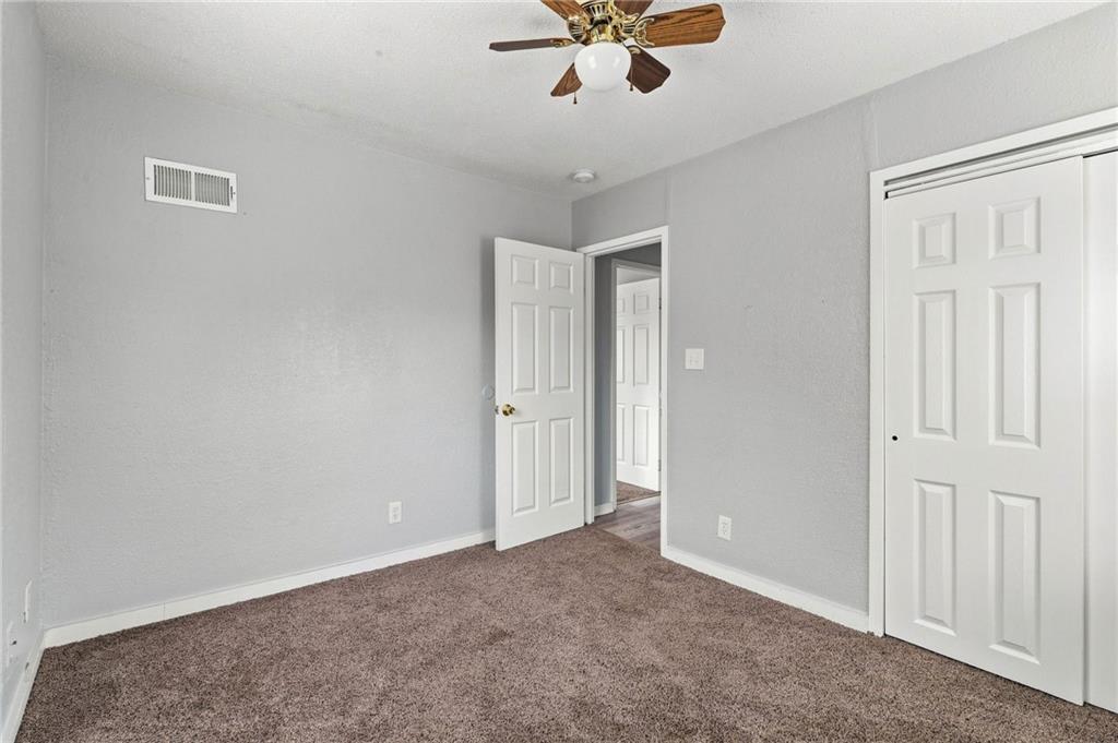 2113-2115 Askew Ave, Kansas City, MO 64127