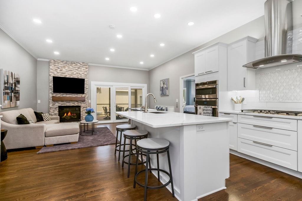 7854 W 157th Ter, Overland Park, KS 66223