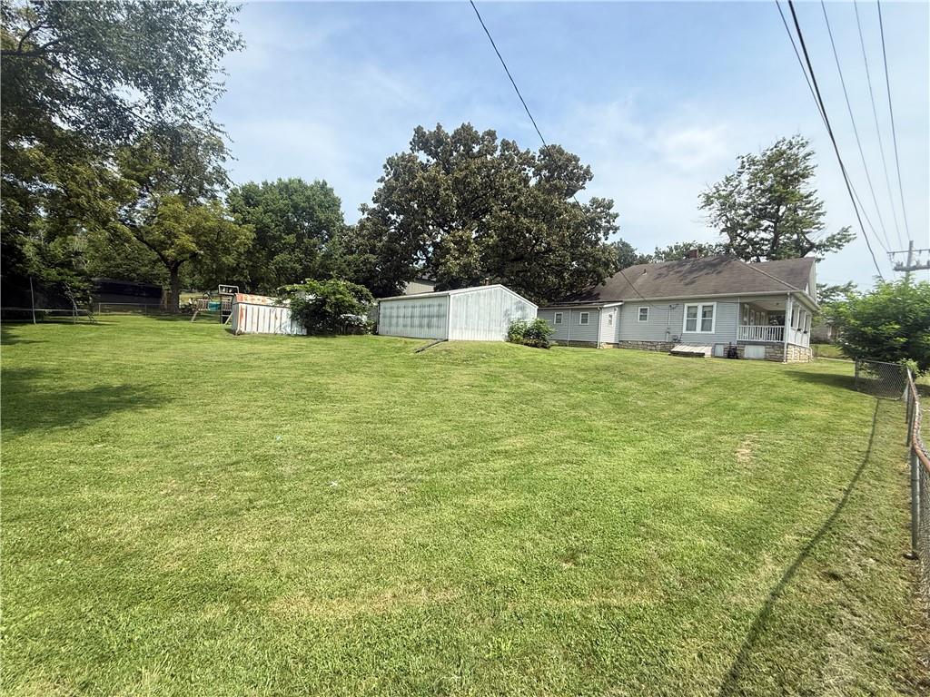 1300 Kearney Rd, Excelsior Springs, MO 64024