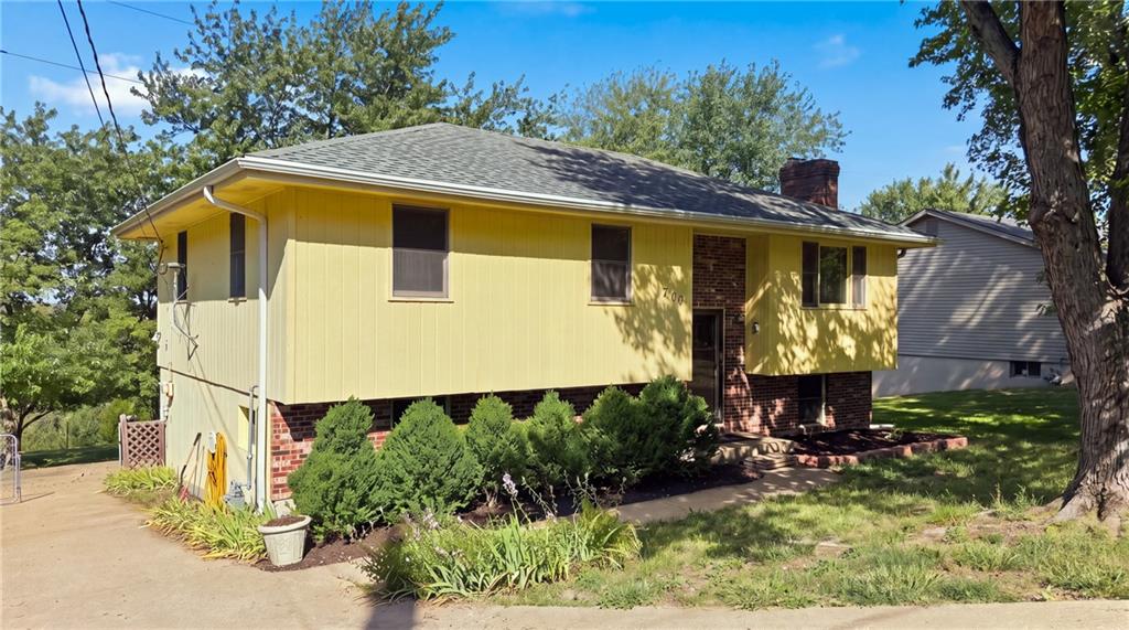 1111 Highland Ave, Atchison, KS 66002